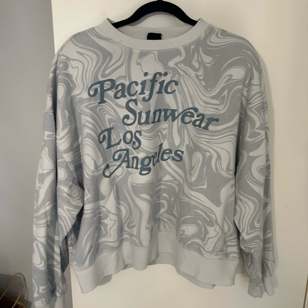 Pacsun crewneck- L- good condition